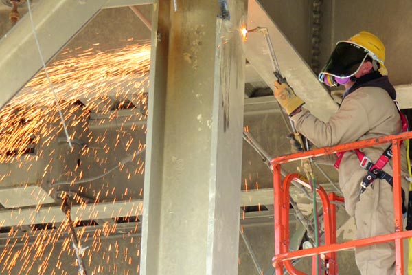 AirplaneManufacturing_featured